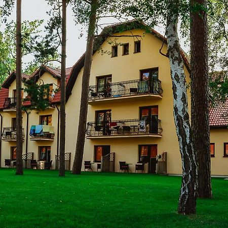 Hotel Osrodek Vega à Pobierowo Extérieur photo