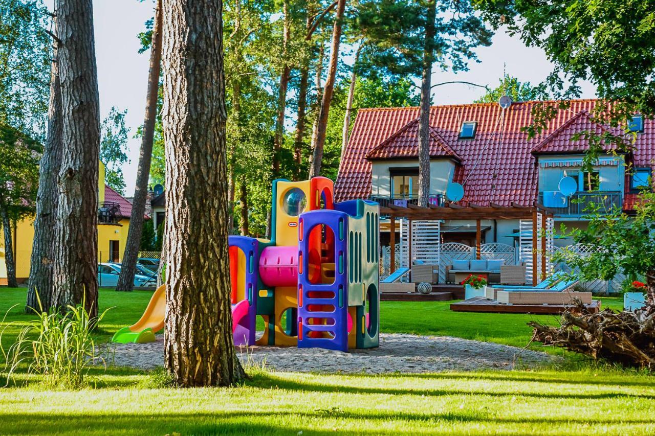 Hotel Osrodek Vega à Pobierowo Extérieur photo